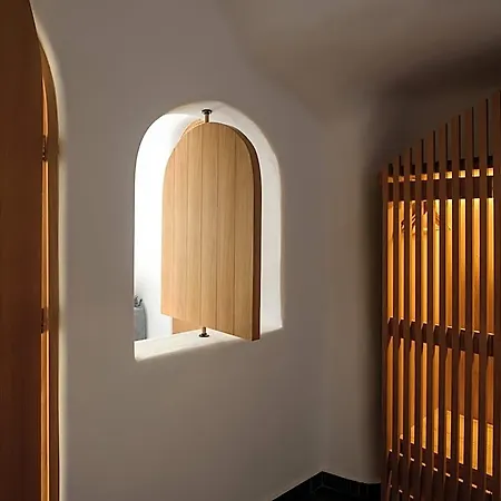Lotus Cave *