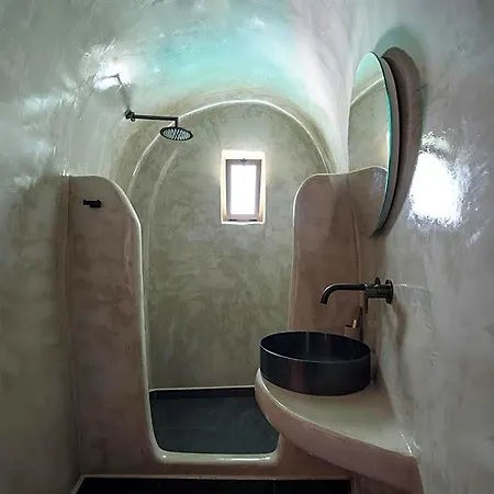 Lotus Cave